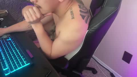 Snapshot of xburst chatting on February 22, 2025, 8:20 pm xburst online show from February 22, 2025, 8:20 pm