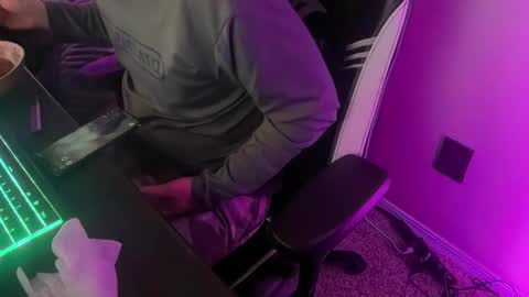 Snapshot of xburst chatting on February 23, 2025, 5:34 am xburst online show from February 23, 2025, 5:34 am