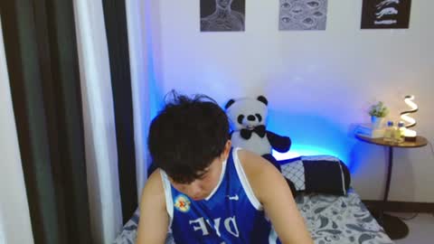 Charlie online show from June 25, 2026, 2:00 am