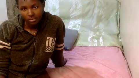 xeenah online show from March 1, 2026, 5:48 pm