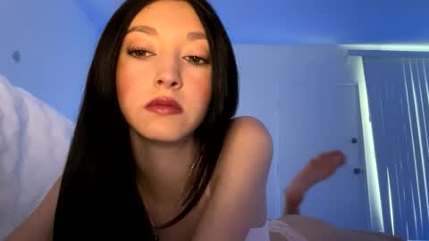 xenadreamx online show from May 9, 2026, 8:25 pm