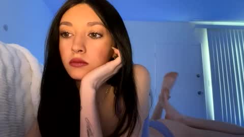 xenadreamx online show from May 30, 2026, 8:06 pm