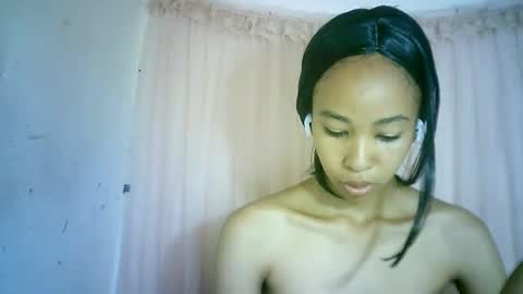 xenna610827 online show from January 26, 2025, 5:13 am