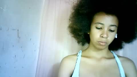 xenna610827 online show from February 24, 2025, 6:36 pm