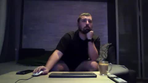 xfikusx44 online show from December 16, 2025, 5:23 am