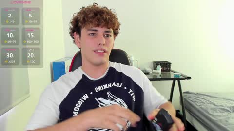 xhan online show from December 14, 2024, 1:38 pm