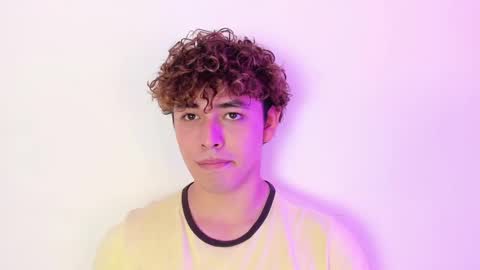 xhan online show from December 31, 2024, 1:36 am