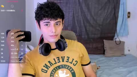 xhan online show from November 18, 2025, 6:01 pm