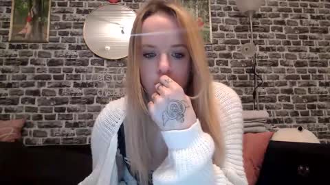 Milfi online show from February 1, 2026, 9:57 pm