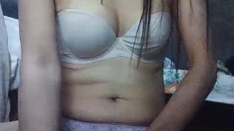 Snapshot of xhotskinny69x chatting on February 3, 2025, 7:21 pm xhotskinny69x online show from February 3, 2025, 7:21 pm