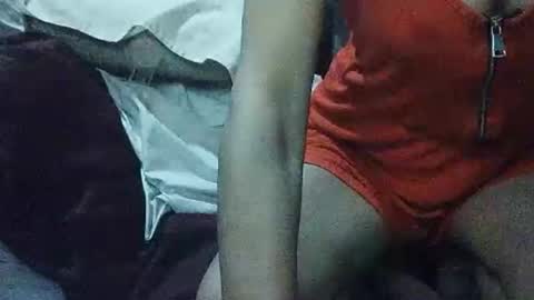 Snapshot of xhotskinny69x chatting on February 4, 2025, 1:34 am xhotskinny69x online show from February 4, 2025, 1:34 am