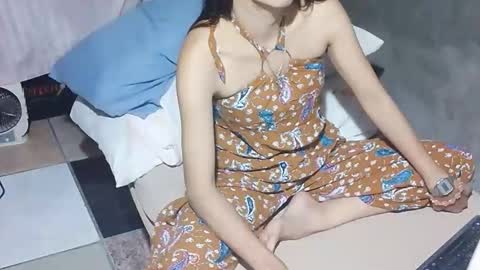 Snapshot of xhotskinny69x chatting on October 5, 2025, 1:04 am xhotskinny69x online show from October 5, 2025, 1:04 am