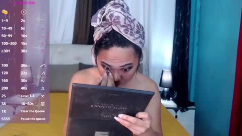 xhugesignificant69x online show from January 16, 2025, 11:06 pm