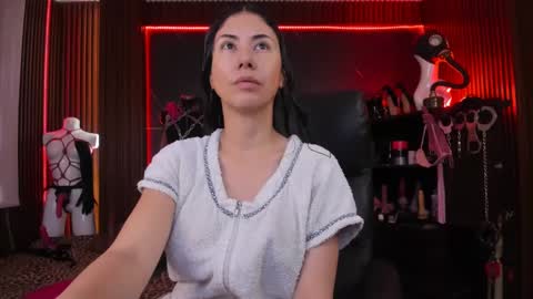 XiaQueen   I M online show from October 11, 2025, 12:04 pm