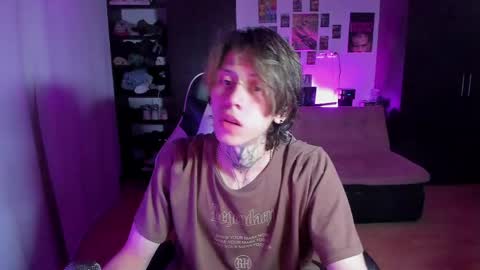 xIce Boy online show from April 20, 2026, 2:58 am