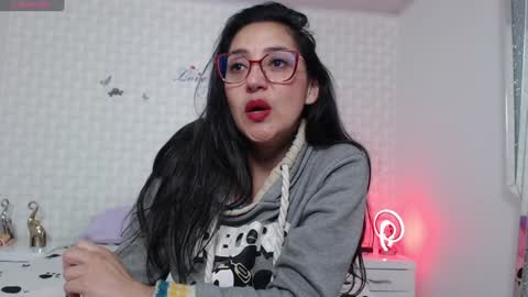 ximena suarez online show from January 21, 2025, 3:15 am