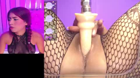 Snapshot of ximenareid chatting on September 12, 2025, 9:04 pm Ximena online show from September 12, 2025, 9:04 pm