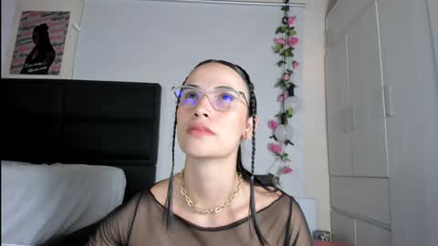 Snapshot of ximtia_xs chatting on January 13, 2025, 12:35 pm ximtia online show from January 13, 2025, 12:35 pm