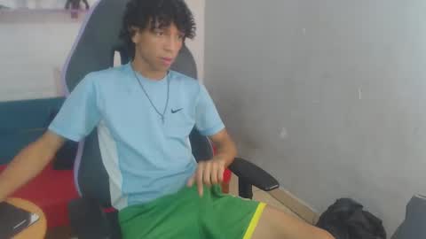 xion_ez online show from December 16, 2025, 9:42 pm