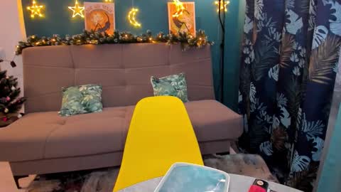 Snapshot of xloe_queen chatting on December 27, 2024, 3:26 pm Chloe online show from December 27, 2024, 3:26 pm