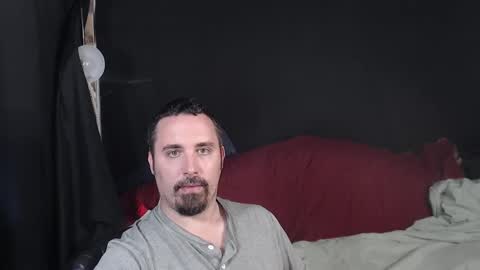 Snapshot of xmetalstudx chatting on October 3, 2025, 2:41 am MetalstudMaster online show from October 3, 2025, 2:41 am