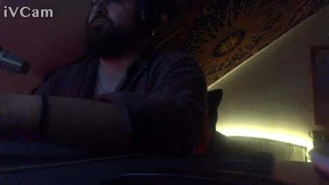 xmilanoo online show from April 24, 2026, 6:21 pm