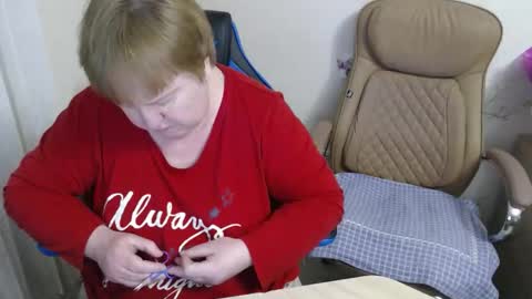 XMollyJaneX online show from February 5, 2026, 9:19 pm