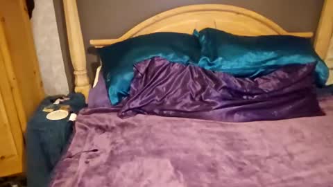 xmombodxdadbodx online show from September 19, 2025, 12:56 am