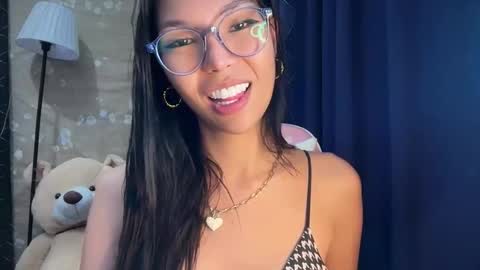 Sweet Monica online show from November 22, 2025, 9:30 am