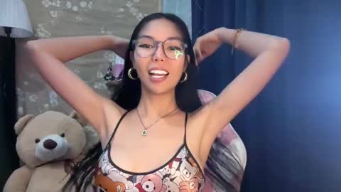 Sweet Monica online show from December 5, 2025, 9:29 am