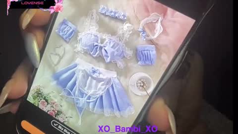 Snapshot of xo_bambi_xo chatting on October 21, 2025, 12:33 am Bambi online show from October 21, 2025, 12:33 am