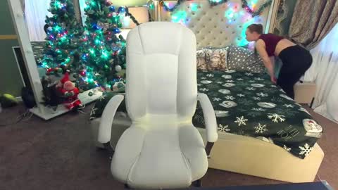 Snapshot of xo_monica chatting on December 10, 2024, 12:49 pm Monica online show from December 10, 2024, 12:49 pm