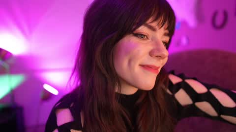 Bella Bondai online show from December 7, 2024, 9:39 am