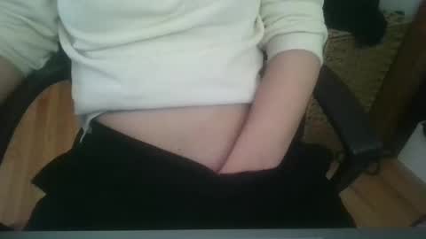 xomomo222 online show from September 14, 2025, 6:07 pm