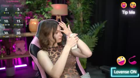 xoxo_molly online show from January 7, 2026, 9:06 pm