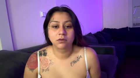 xoxoalizehibaby online show from November 7, 2025, 8:25 am