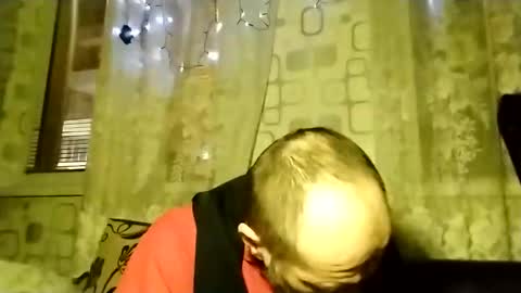 xploid1982 online show from December 5, 2025, 4:21 am