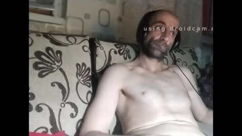 xploid1982 online show from April 1, 2026, 12:33 am