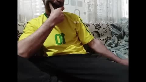 xploid1982 online show from April 19, 2026, 4:50 pm