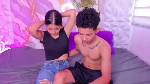 Snapshot of xqueen_of_pleasurex chatting on March 2, 2026, 12:23 pm sara and thiago online show from March 2, 2026, 12:23 pm