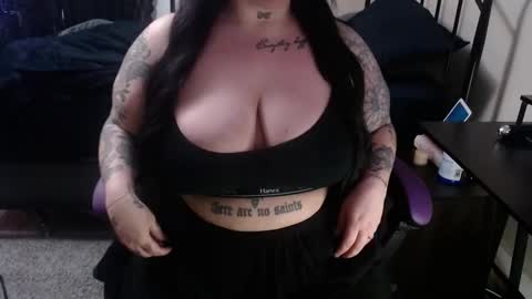 xorileyschembri online show from February 24, 2025, 2:19 am