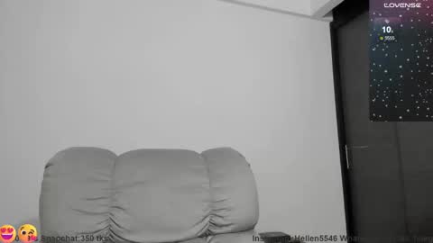 Snapshot of xspecialroomx chatting on February 4, 2025, 12:08 am Hellen Sofia instagram hellen5546 online show from February 4, 2025, 12:08 am