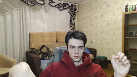 traqqq online show from December 6, 2024, 9:46 pm