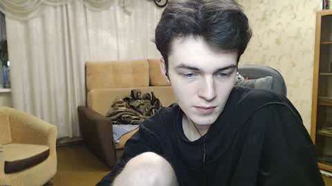 traqqq online show from December 8, 2024, 9:52 pm