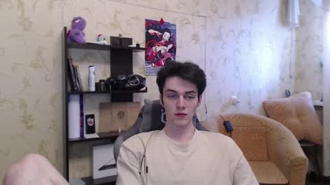 traqqq online show from March 1, 2025, 11:17 am