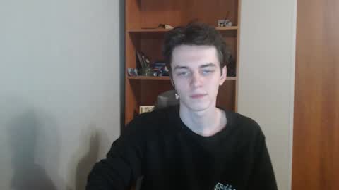 traqqq online show from November 14, 2025, 8:07 pm