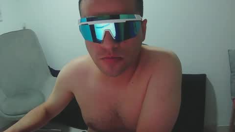 angel online show from November 11, 2025, 2:33 am