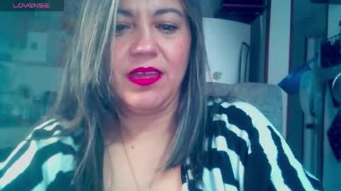 Snapshot of xxantonellaxxx chatting on October 3, 2025, 1:52 pm antonella online show from October 3, 2025, 1:52 pm