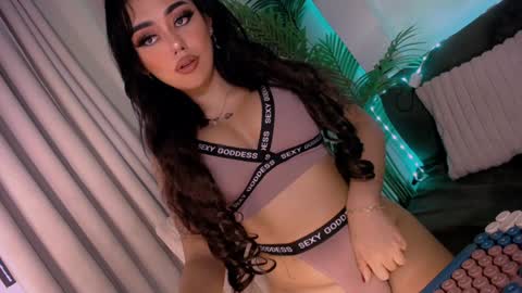 Snapshot of xxcumcatcherxx chatting on February 7, 2025, 1:47 am Jane online show from February 7, 2025, 1:47 am