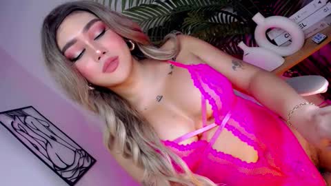 Snapshot of xxcumcatcherxx chatting on September 27, 2025, 2:27 am Jane online show from September 27, 2025, 2:27 am